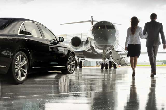 Tempo Taxi Hire For Holiday Trip